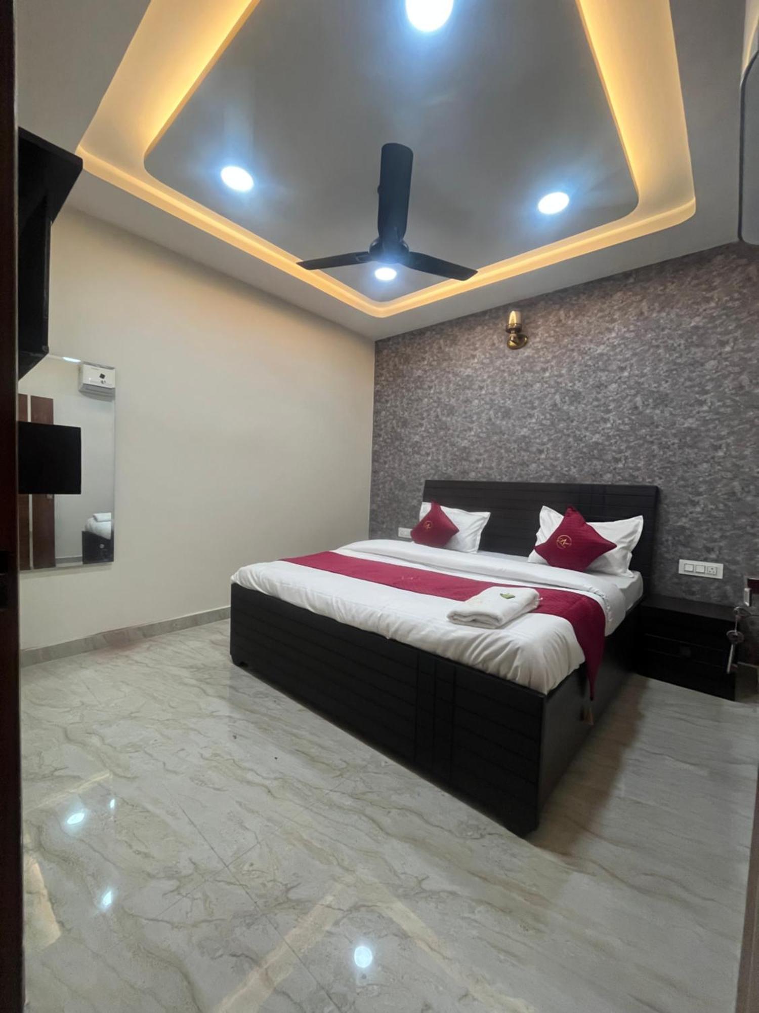 Hotel Royal A Ludhiana Luaran gambar